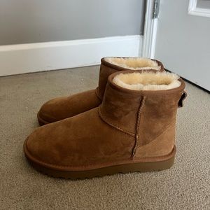UGG Women’s Classic Mini II Boot